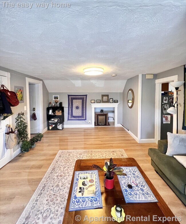Photo - 51 Beacon St Unit #3