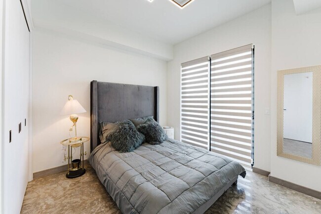 Photo - 2750 Griffin Rd Unit SI ID1521814P