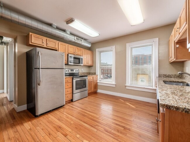 Photo - 1643 N Pearl St