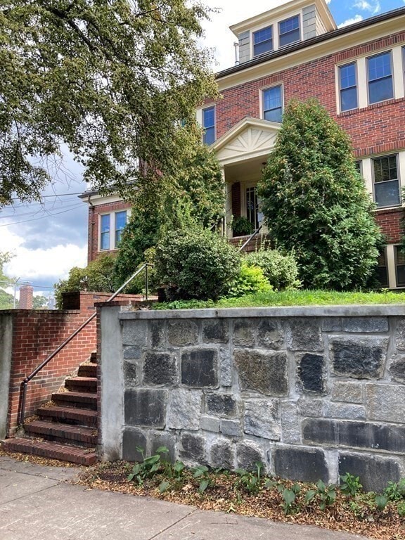 Photo - 6 Highland Ave