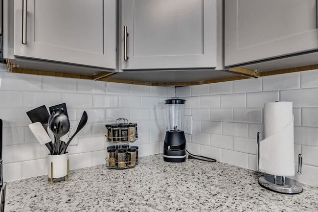 Photo - 928 S Miami Blvd Unit ID1284690P