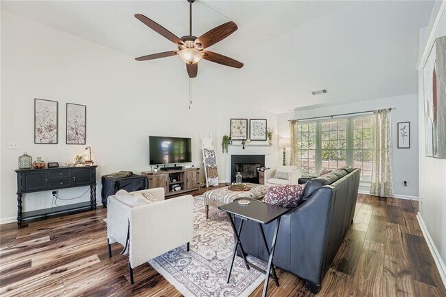 Photo - 2895 Dogwood Creek Pkwy NW
