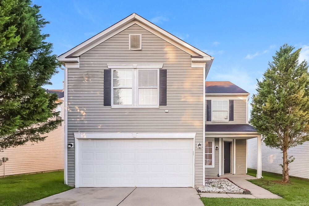 Photo - 830 Littleton Dr