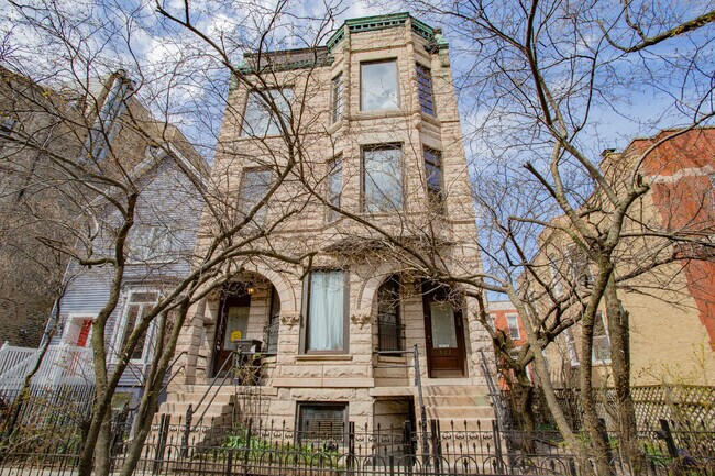 Photo - 622 W Briar Pl Unidad G