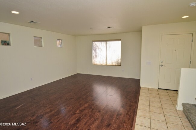 10610 E Pleasant Pasture Dr