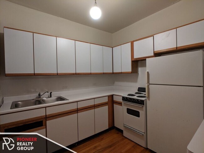 Photo - 635 W Barry Ave Unit 206