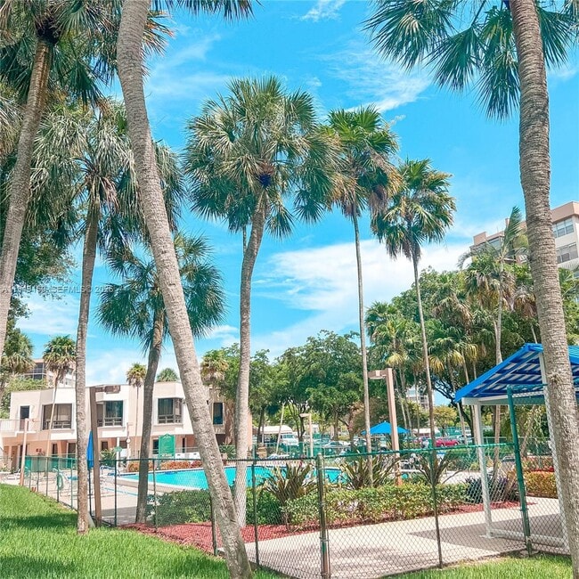 Photo - 1000 St Charles Pl Unit 721