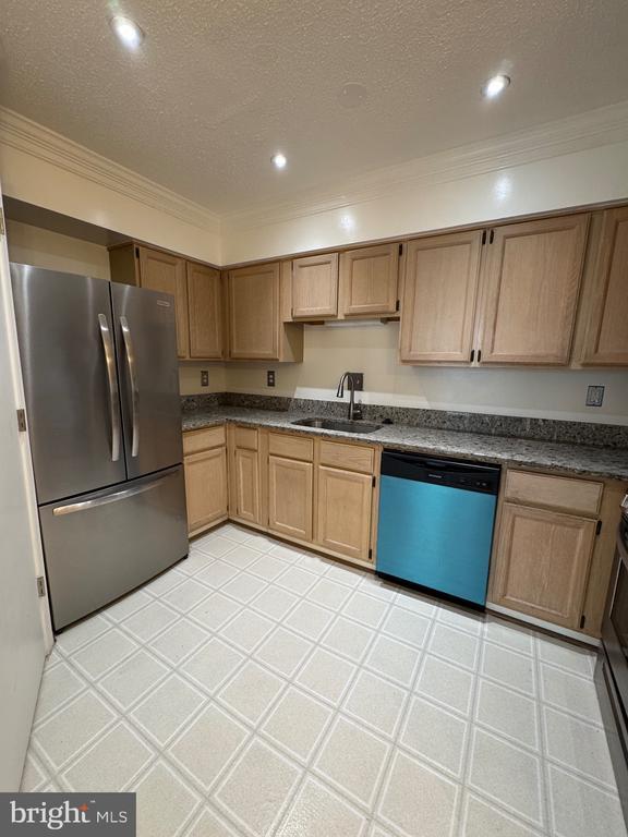 3115 Patrick Henry Dr Unit 531