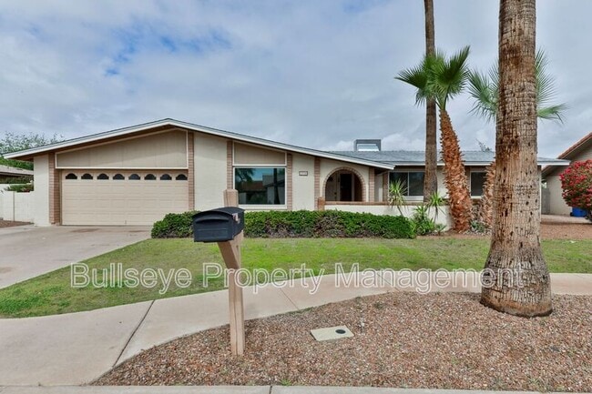 Photo - 2334 W Calle Iglesia Ave