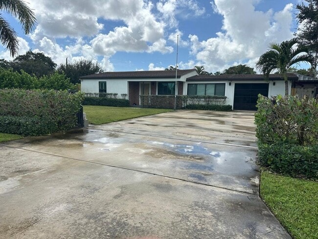 Photo - 2940 Cherokee Rd