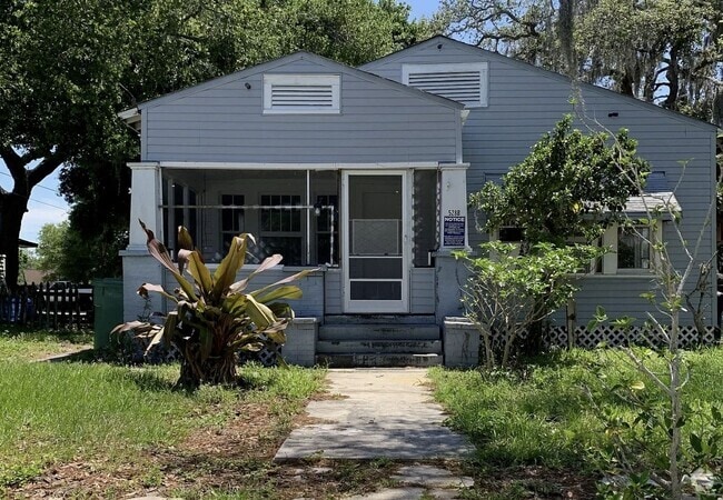 Building Photo - 528 5th Ave W Unit #A Rental