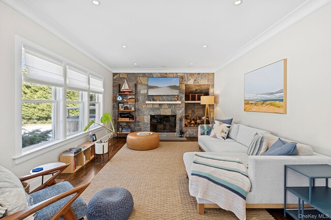 Photo - 134A Montauk Hwy