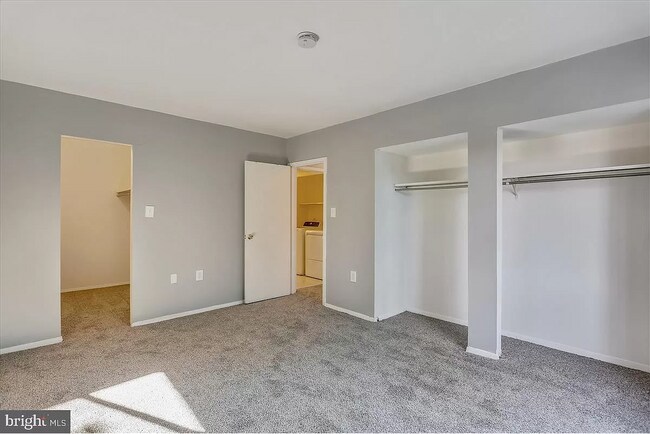 Photo - 404 Girard St Unit 303