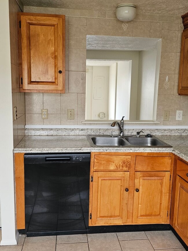 Photo - 1337 Vanasse Ct