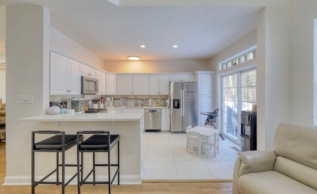 Photo - 24 Barr Ln