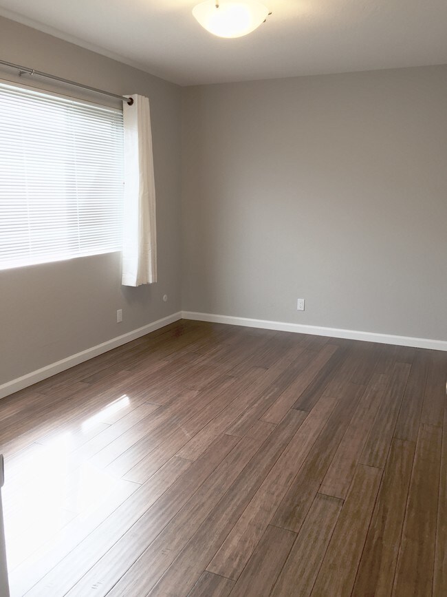 Premier Bedroom 1 - 1674 Hollenbeck Ave