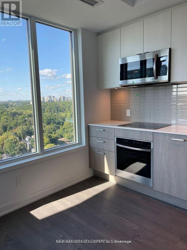 Photo - 1926 Lake Shore Blvd W Unité 2516