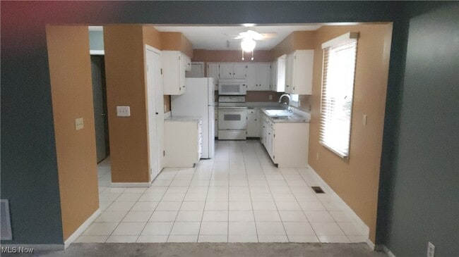 Photo - 7021 Longview Dr