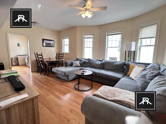 Photo - 4 bedroom in Brighton MA 02135 Unit 2