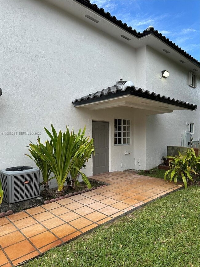 Photo - 7549 NW 175th St