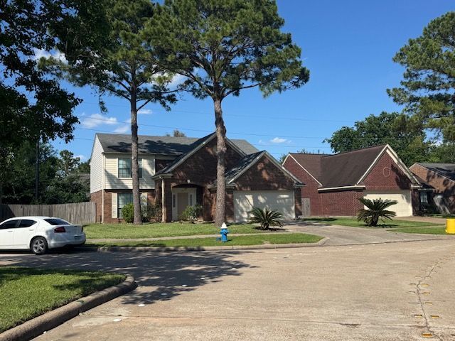 Building Photo - 9914 Cedaredge Dr
