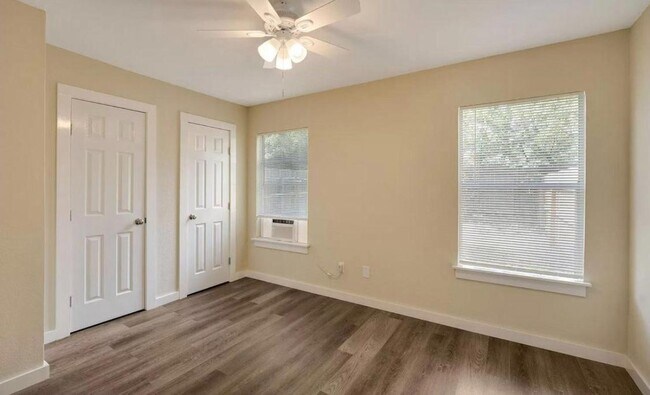 Photo - 428 Agnes Dr