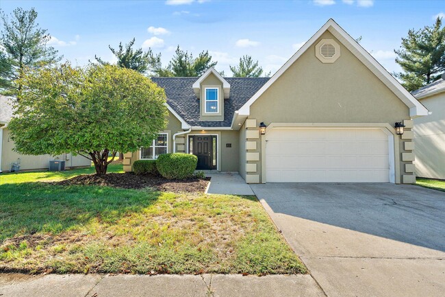Photo - 412 N Village Cir