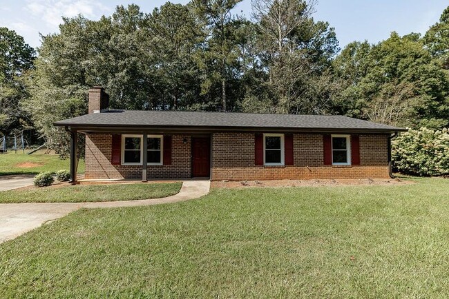 Building Photo - 147 VFW Dr Rental