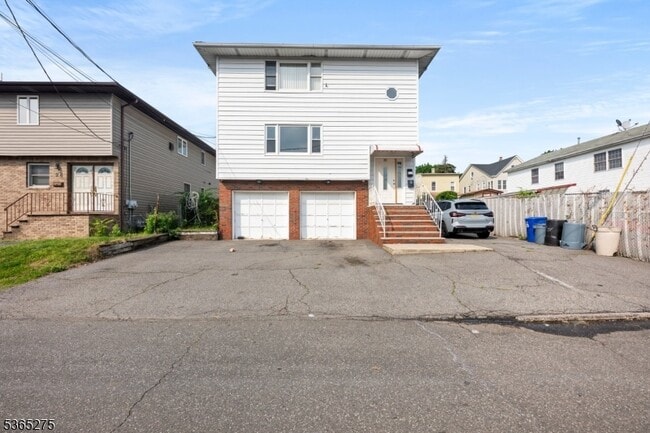 Photo - 20 Geyer St Apartment Unit 1