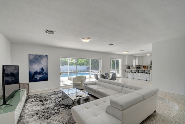 Photo - 1171 Bimini Ln