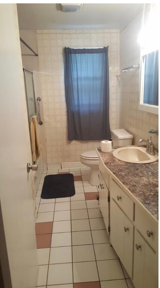 Photo - 1110 N French Rd