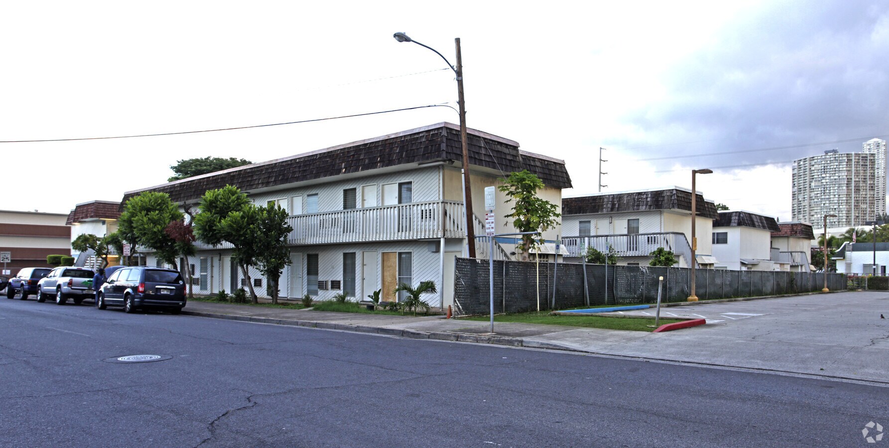 PepperTree Apartments - PepperTree Apartments