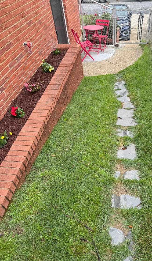 Photo - 914 Daleview Dr