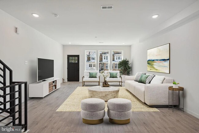 Photo - 5608 Florence Ave