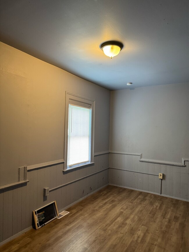 Photo - 1124 Dudley Ave