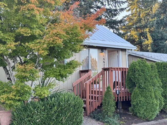 Entrada principal - 16670 S Carus Rd Unidad Beavercreek Apartments