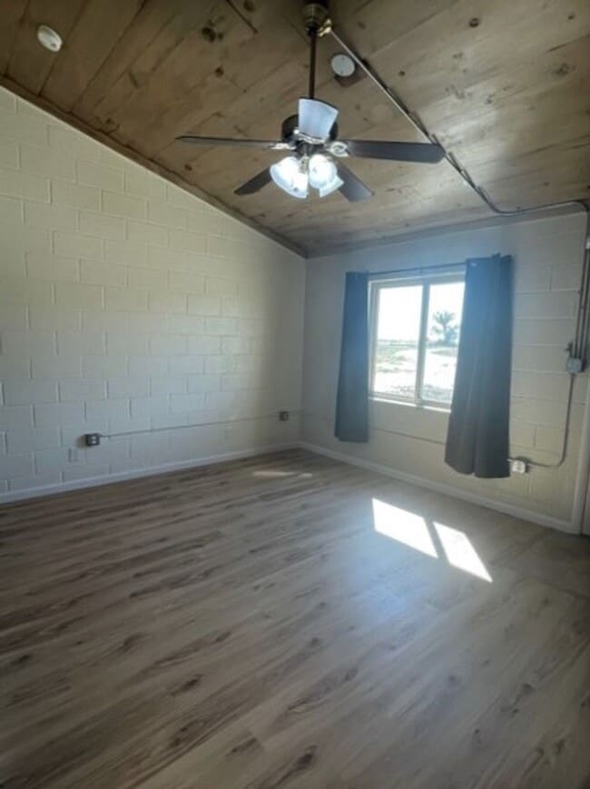 Photo - James and Linda Rigli Unidad A