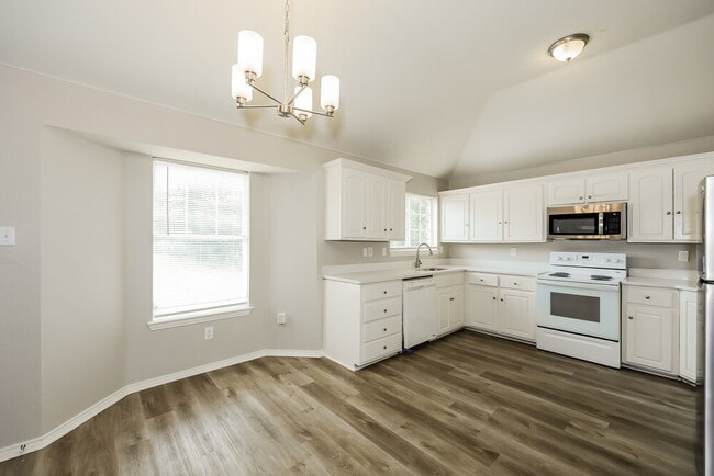 Photo - 5117 Foard St