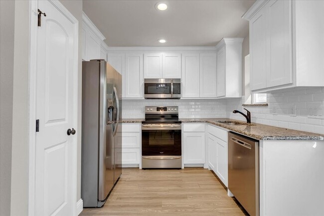 Photo - 230 E Johnson St