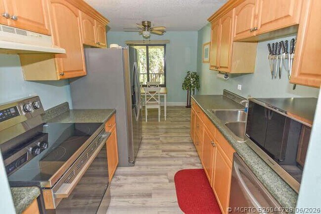 Photo - 150 Pineview Rd Unit L6