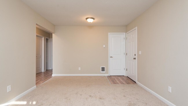 Photo - Citizen East