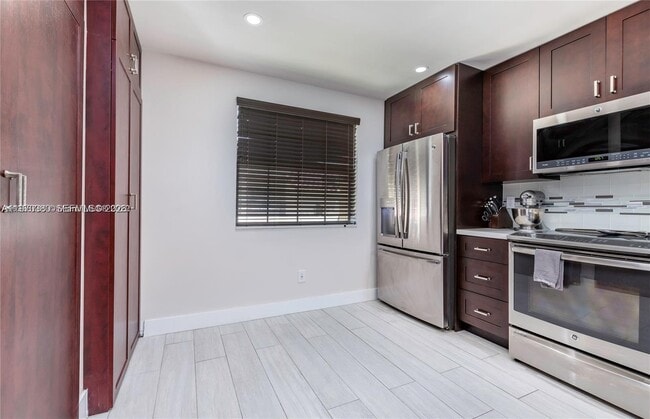 Photo - 3559 Magellan Cir Unit 323-2