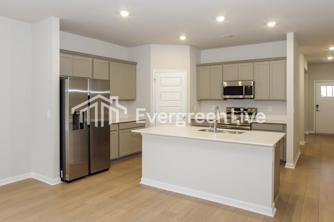 Photo - 16670 Maggie Ct