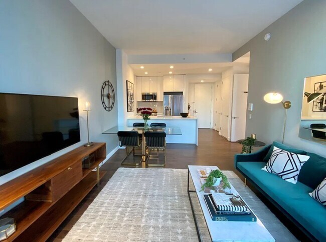 Photo - 511 W 36th St. Unit 26C