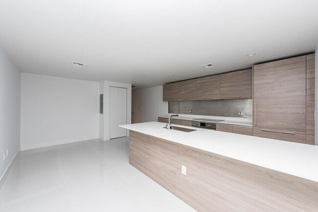 Photo - 1300 S Miami Ave Unit 1810