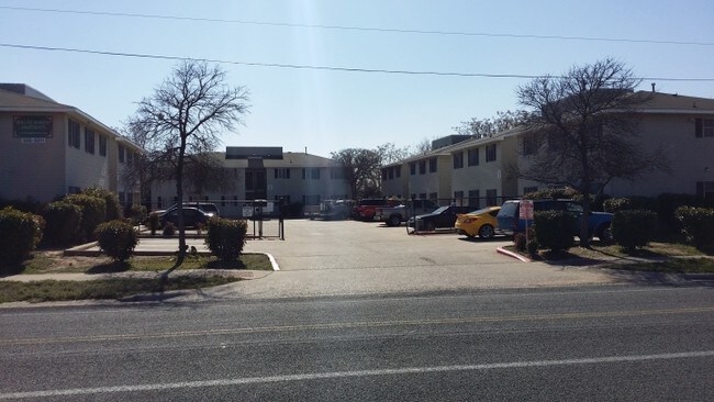 Photo - Rollins-Martin Apartments