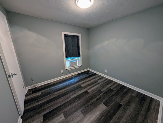 Photo - 2304 S Calhoun St