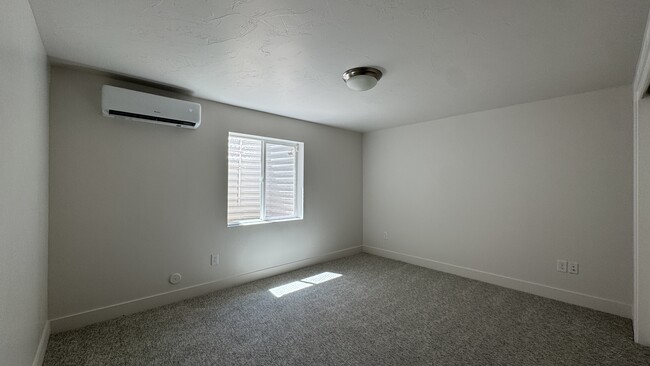 Building Photo - 15069 S Peace Dr Rental