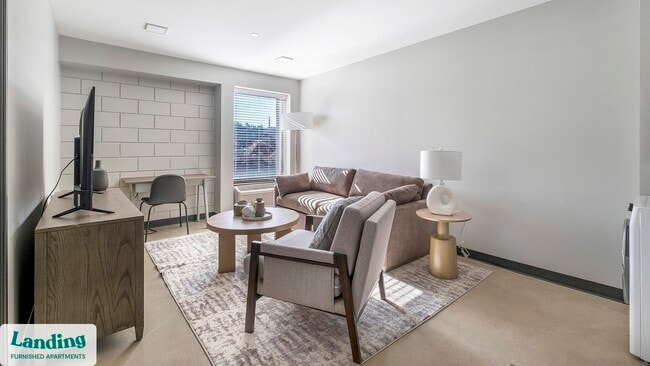 Photo - 2021 10th Ave S Unidad 619.1402910