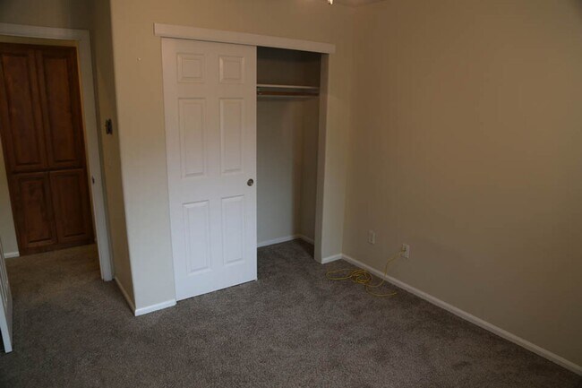 Photo - Single Level 4 bed 2 bath home